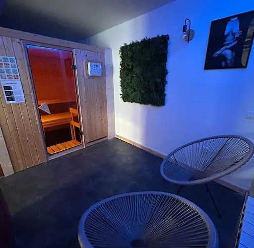 Evasion Jacuzzi Sauna Cinema